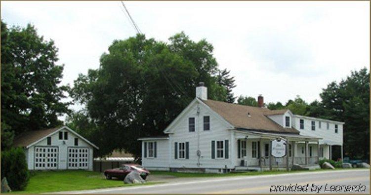 The Riverside Inn Stowe Exterior foto